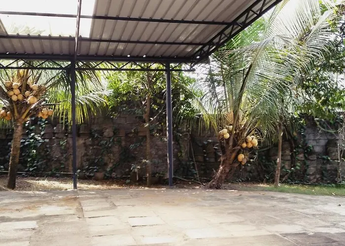 Colombo Hotel By Colombo Village